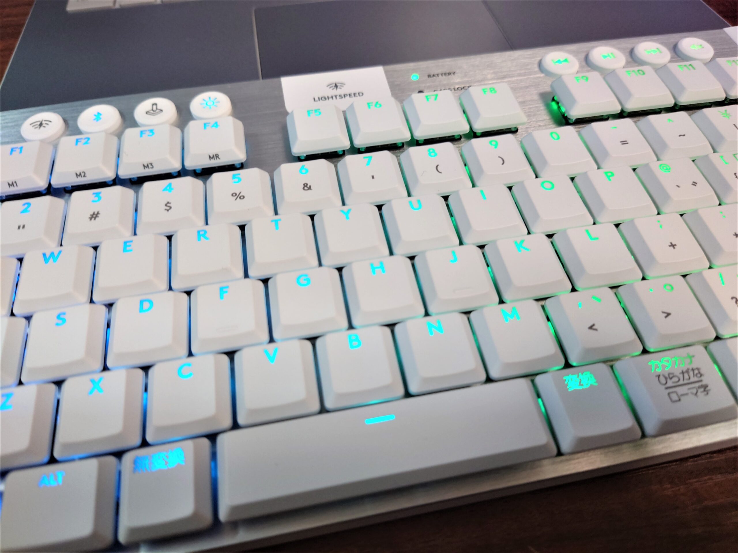 ロジクールG prox とsuperlight g913 tkl 白セット-